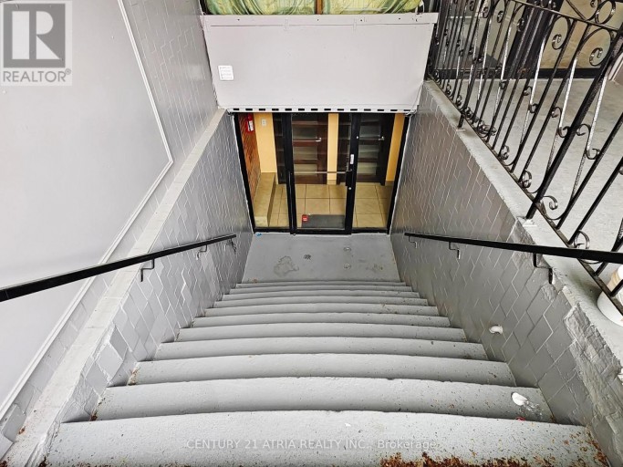 LOWER - 2828 DANFORTH AVENUE, Toronto (East End-Danforth), Ontario, M4C1M1