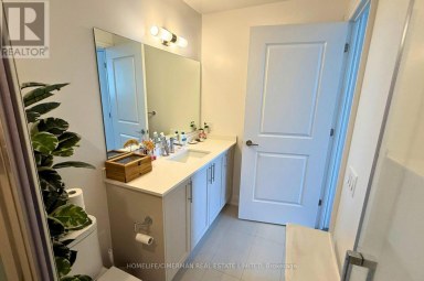 1604 - 10 GATINEAU DRIVE Vaughan (Beverley Glen) Ontario photo 28