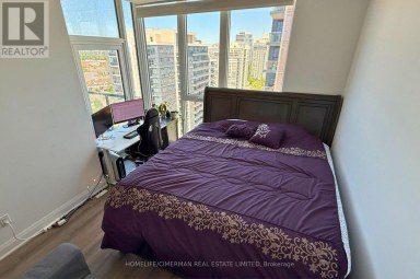1604 - 10 GATINEAU DRIVE Vaughan (Beverley Glen) Ontario photo 30