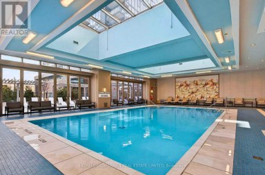 1604 - 10 GATINEAU DRIVE Vaughan (Beverley Glen) Ontario photo 4