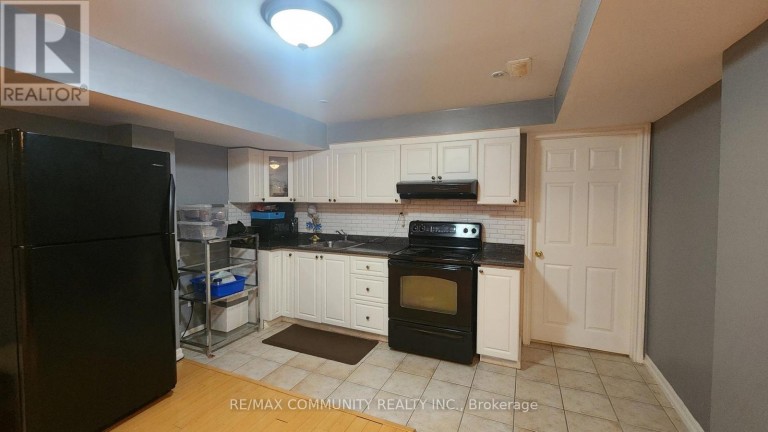 BASEMENT - 51 HUMMINGBIRD DRIVE, Toronto (Rouge), Ontario, M1X1Y2