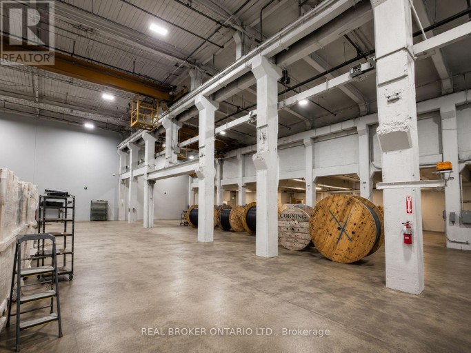 4 - 4256 CARROLL AVENUE, Niagara Falls (Cherrywood), Ontario, L2E7J2