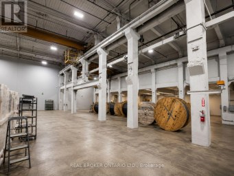 4 - 4256 CARROLL AVENUE Niagara Falls (Cherrywood) Ontario photo 3