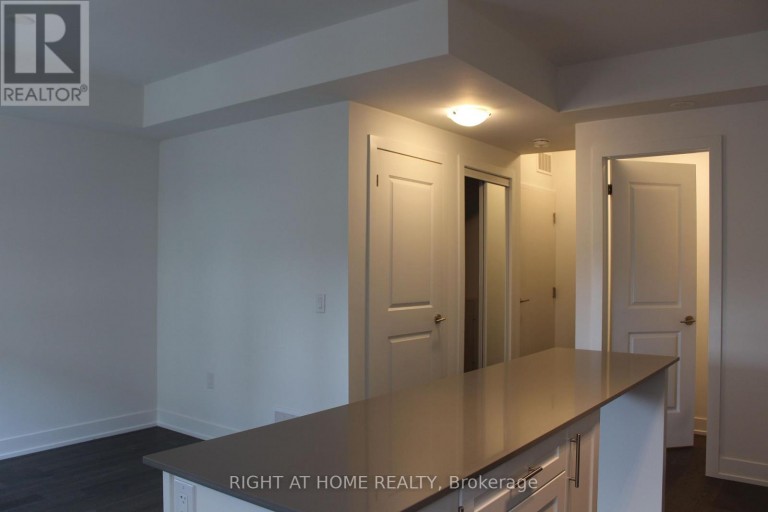 249 - 1075 DOUGLAS MCCURDY COMMON, Mississauga (Lakeview), Ontario, L5G0C6