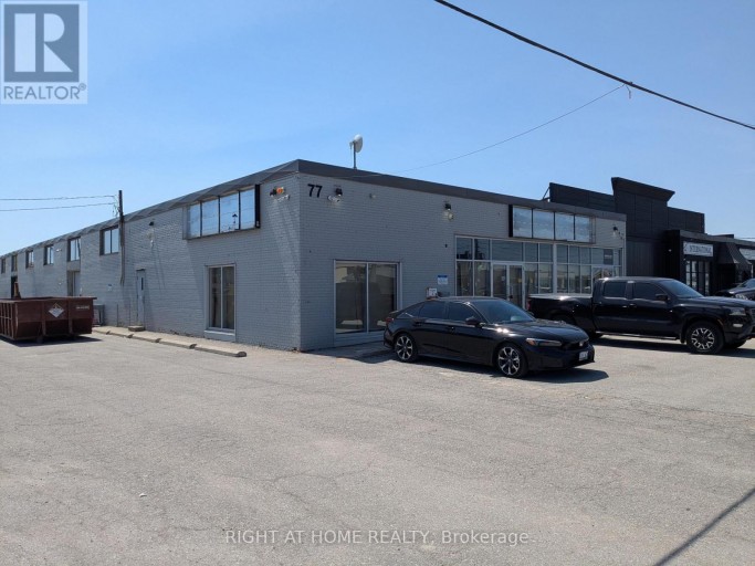 77 DENSLEY AVENUE, Toronto (Brookhaven-Amesbury), Ontario, M6M2P5
