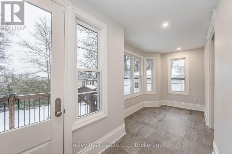 80 QUEEN STREET, Guelph (St. George's), Ontario, N1E4R8