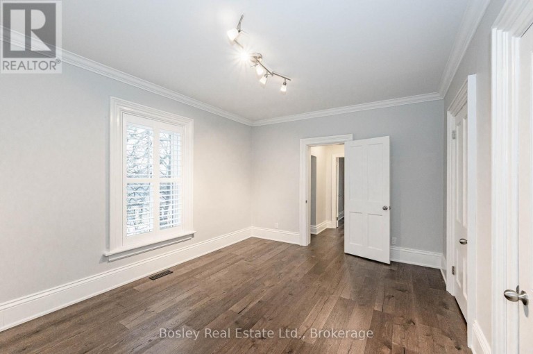 80 QUEEN STREET, Guelph (St. George's), Ontario, N1E4R8