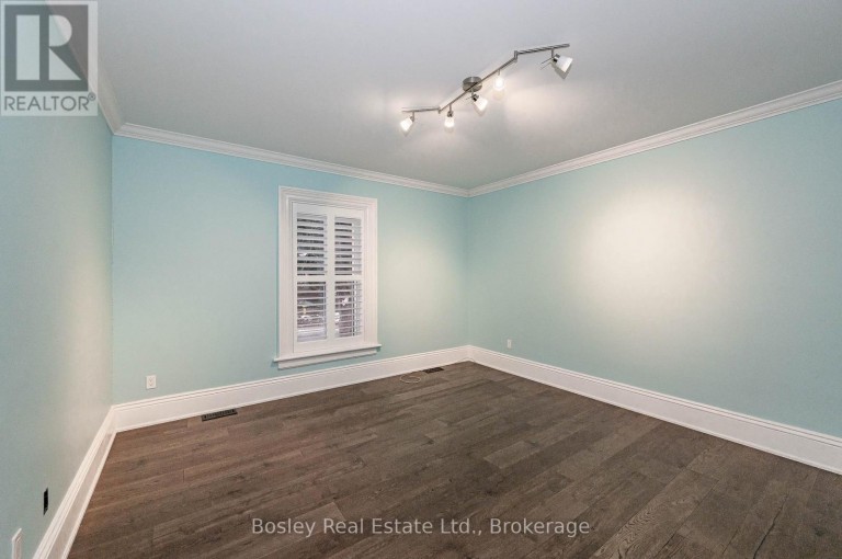 80 QUEEN STREET, Guelph (St. George's), Ontario, N1E4R8