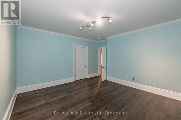 80 QUEEN STREET, Guelph (St. George's), Ontario, N1E4R8