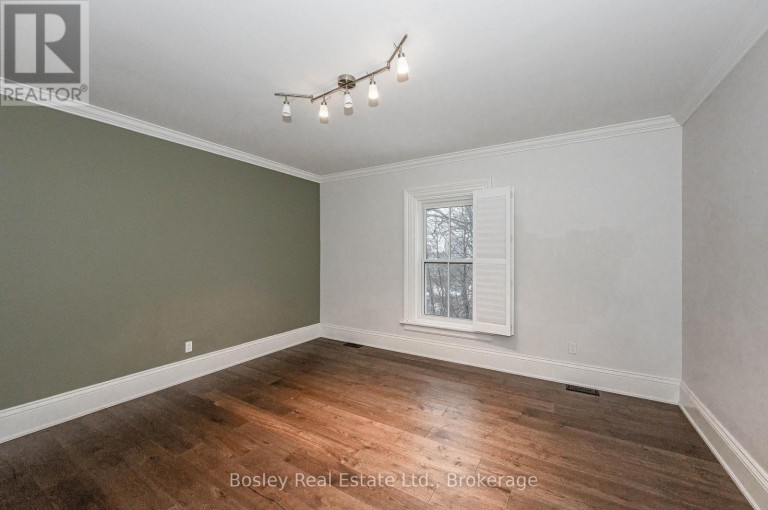 80 QUEEN STREET, Guelph (St. George's), Ontario, N1E4R8