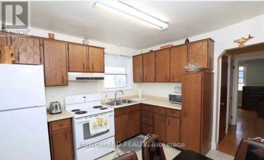 58 ABITIBI AVENUE Toronto (Newtonbrook East) Ontario photo 4