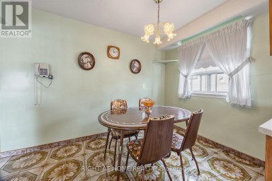 7 DAYSTROM DRIVE Toronto (Humbermede) Ontario photo 10