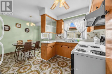 7 DAYSTROM DRIVE Toronto (Humbermede) Ontario photo 13