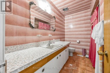 7 DAYSTROM DRIVE Toronto (Humbermede) Ontario photo 14