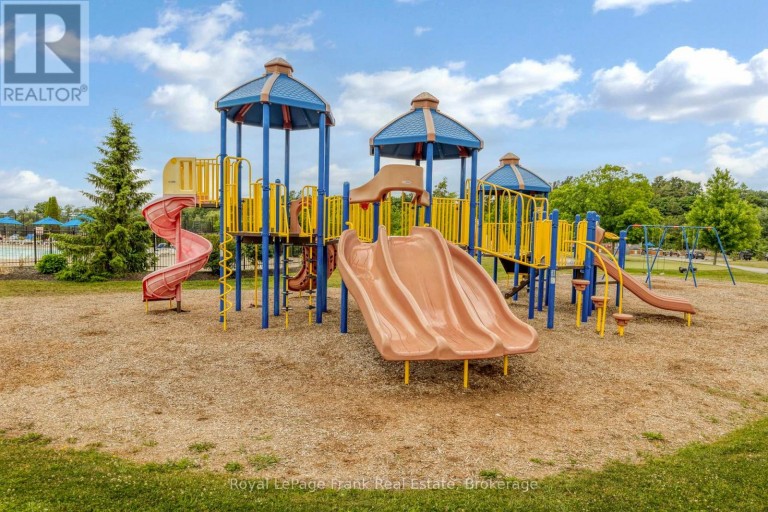 98 - 20 BUTTERNUT LANE, Prince Edward County (Athol Ward), Ontario, K0K1P0
