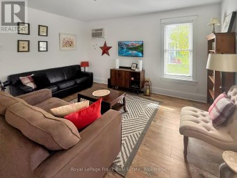 85 - 87 BUTTERNUT LANE Prince Edward County (Athol Ward) Ontario photo 9
