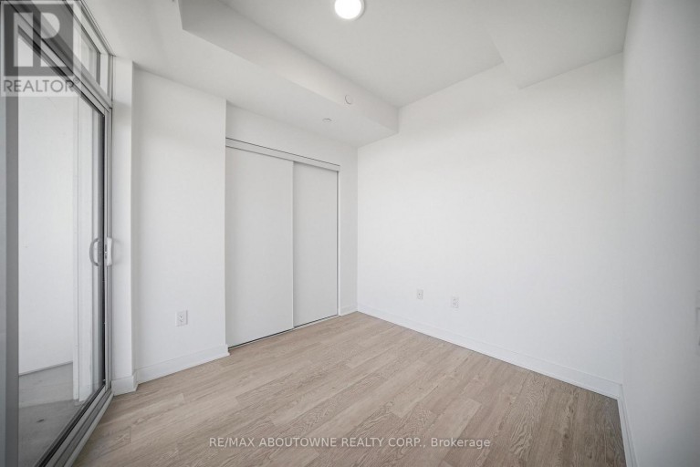 516 - 2782 BARTON STREET, Hamilton (Riverdale), Ontario, L8E0L3