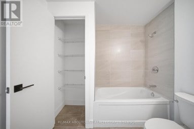 516 - 2782 BARTON STREET Hamilton (Riverdale) Ontario photo 8