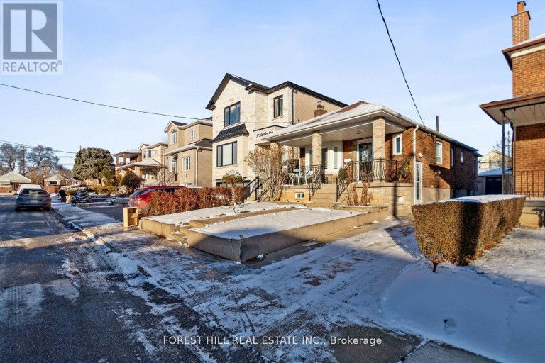 MAIN - 55 HARTLEY AVENUE, Toronto (Briar Hill-Belgravia), Ontario, M6E4E9