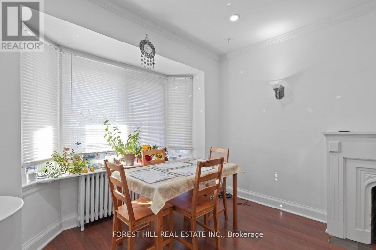 MAIN - 55 HARTLEY AVENUE, Toronto (Briar Hill-Belgravia), Ontario, M6E4E9