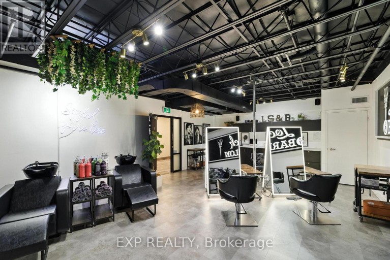 102 - 690 BELMONT AVENUE, Kitchener, Ontario, N2M1N6