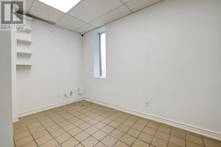 203 - 1655 DUFFERIN STREET, Toronto (Corso Italia-Davenport), Ontario, M6E1B2