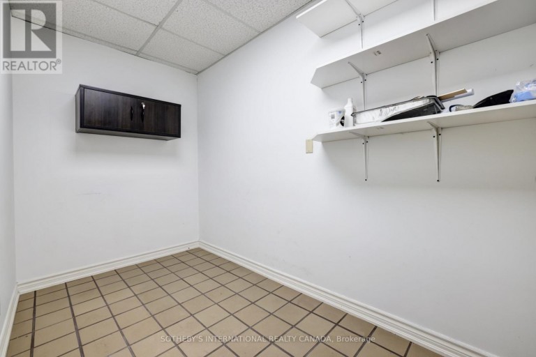 203 - 1655 DUFFERIN STREET, Toronto (Corso Italia-Davenport), Ontario, M6E1B2