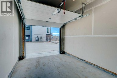 14832 1 Street NW Calgary Alberta photo 25