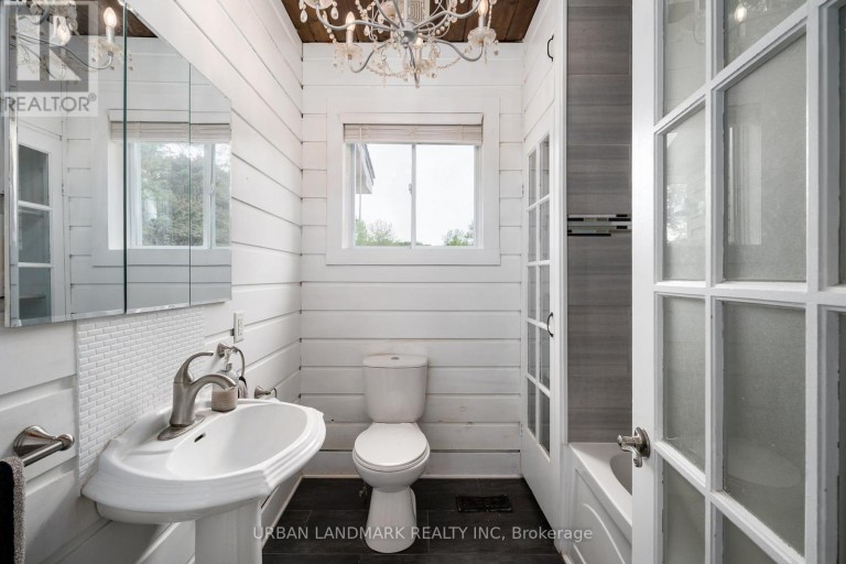 122 SEYMOUR STREET W, Centre Hastings, Ontario, K0K2K0