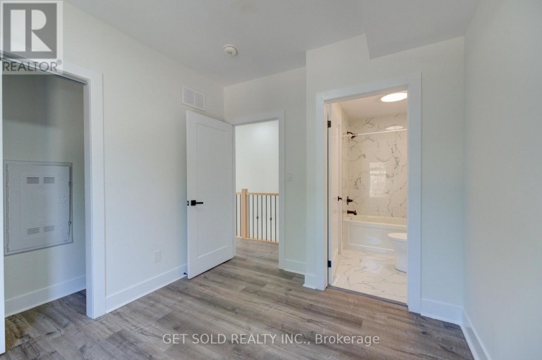 8 - 6701 THOROLD STONE ROAD, Niagara Falls (Stamford), Ontario, L2J1B3