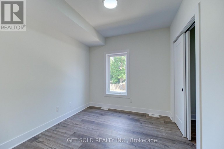 8 - 6701 THOROLD STONE ROAD, Niagara Falls (Stamford), Ontario, L2J1B3