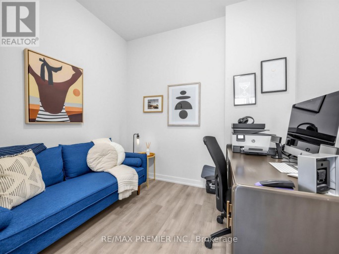 615 - 2300 ST CLAIR AVENUE W, Toronto (Junction Area), Ontario, M6N0B3