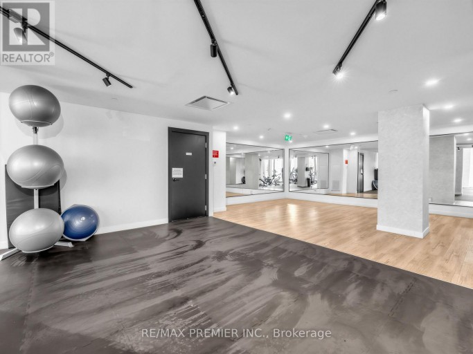 615 - 2300 ST CLAIR AVENUE W, Toronto (Junction Area), Ontario, M6N0B3