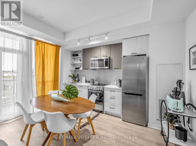 615 - 2300 ST CLAIR AVENUE W, Toronto (Junction Area), Ontario, M6N0B3