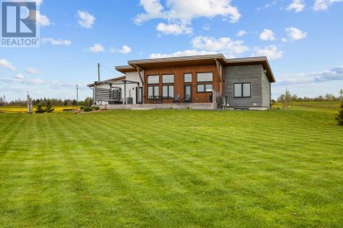 61 Battery Crescent Georgetown Prince Edward Island photo 1
