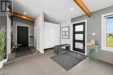 61 Battery Crescent Georgetown Prince Edward Island photo 4