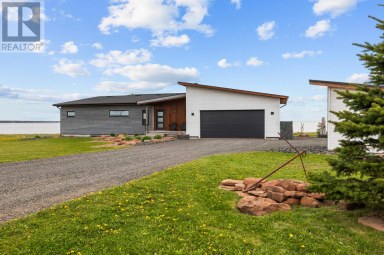 61 Battery Crescent Georgetown Prince Edward Island photo 40