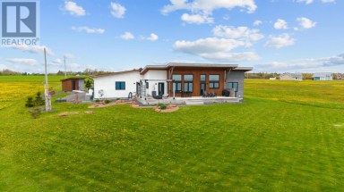 61 Battery Crescent Georgetown Prince Edward Island photo 49