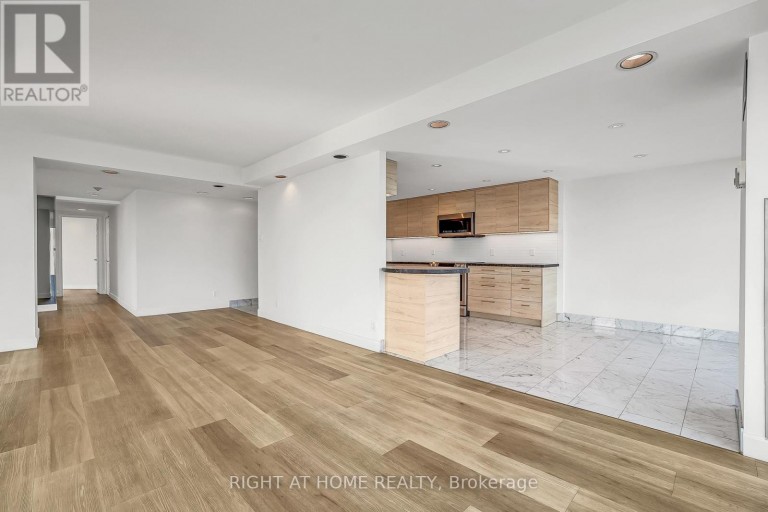 3008 - 99 HARBOUR SQUARE, Toronto (Waterfront Communities), Ontario, M5J2H2