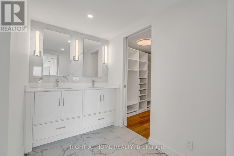 3008 - 99 HARBOUR SQUARE, Toronto (Waterfront Communities), Ontario, M5J2H2