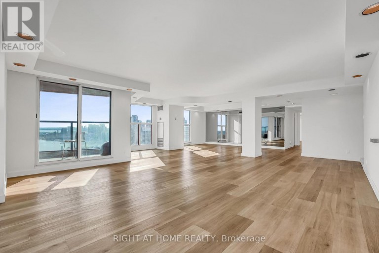 3008 - 99 HARBOUR SQUARE, Toronto (Waterfront Communities), Ontario, M5J2H2