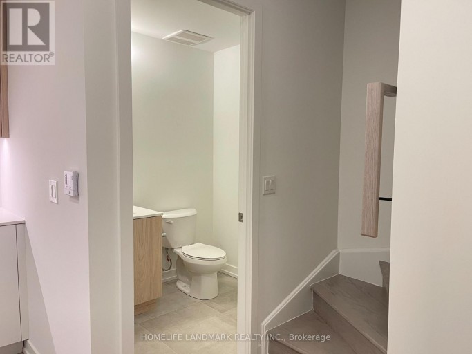 307 - 8 WALDER LANE, Richmond Hill, Ontario, L4S0P7