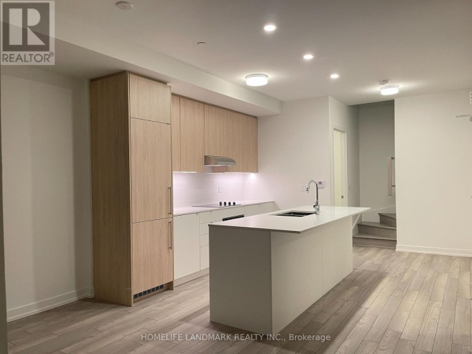 307 - 8 WALDER LANE, Richmond Hill, Ontario, L4S0P7