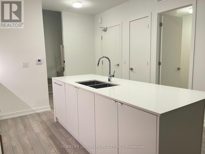 307 - 8 WALDER LANE, Richmond Hill, Ontario, L4S0P7