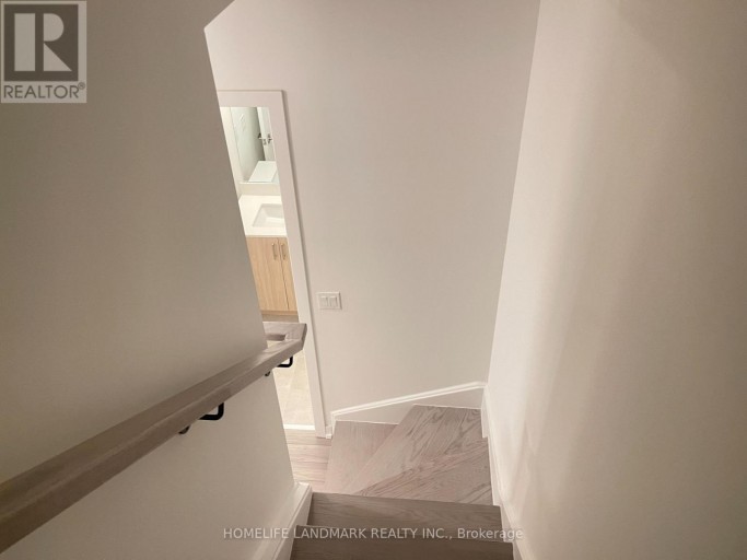 307 - 8 WALDER LANE, Richmond Hill, Ontario, L4S0P7