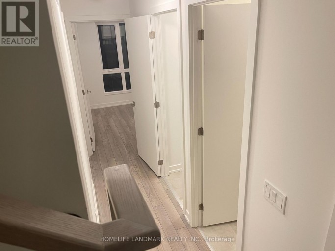 307 - 8 WALDER LANE, Richmond Hill, Ontario, L4S0P7