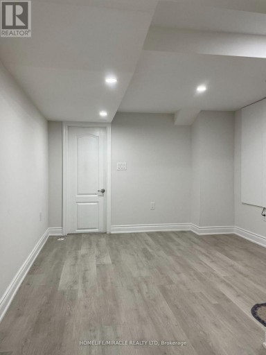 9 HUMBERSTONE CRESCENT, Brampton (Northwest Brampton), Ontario, L7A4C3