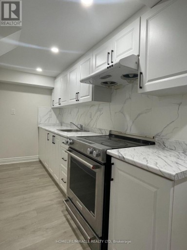 9 HUMBERSTONE CRESCENT, Brampton (Northwest Brampton), Ontario, L7A4C3
