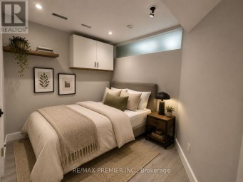 1 - 50 PAPE AVENUE Toronto (South Riverdale) Ontario photo 3