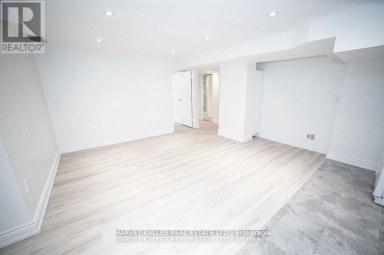 BSMT - 550 GLENCAIRN AVENUE Toronto (Englemount-Lawrence) Ontario photo 5